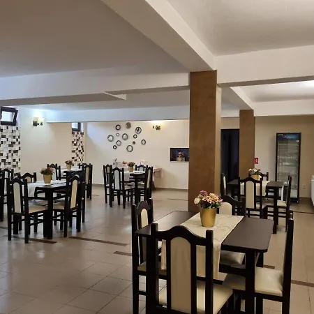Alba Forum 4*